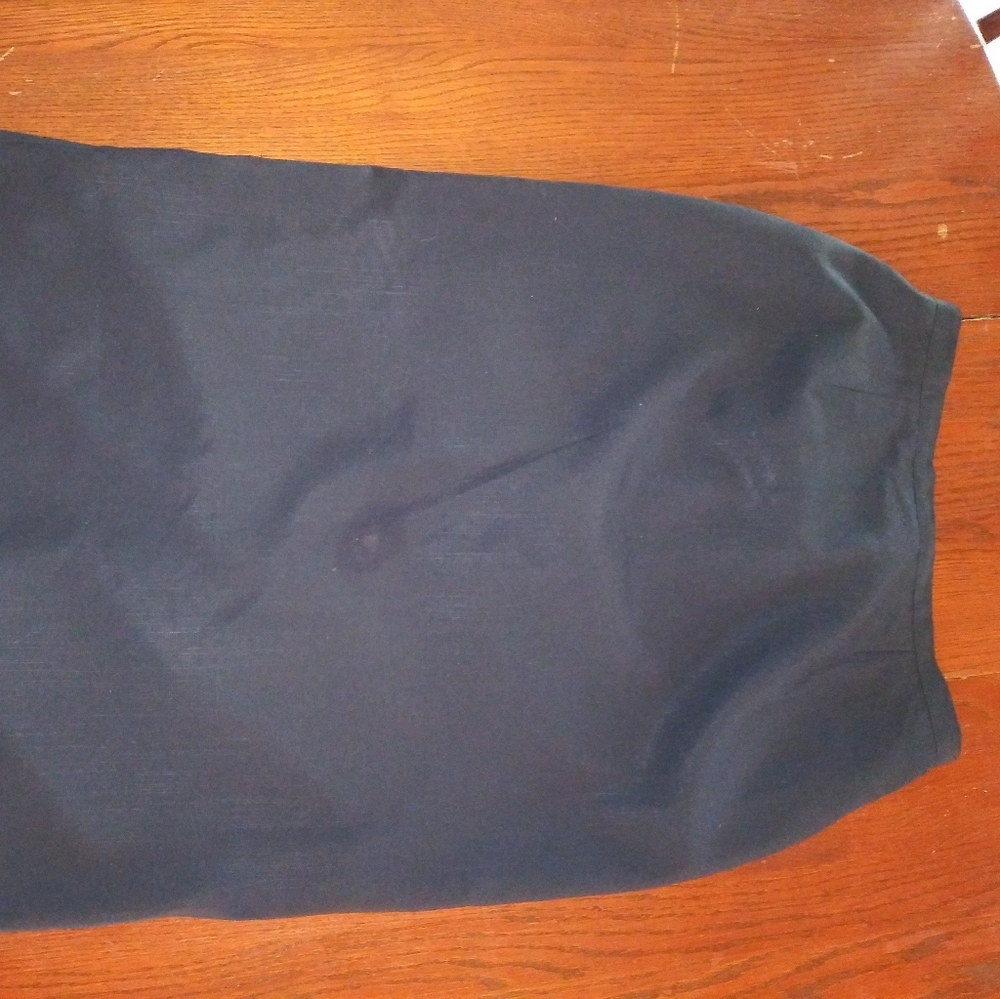 Sag Harbor black skirt